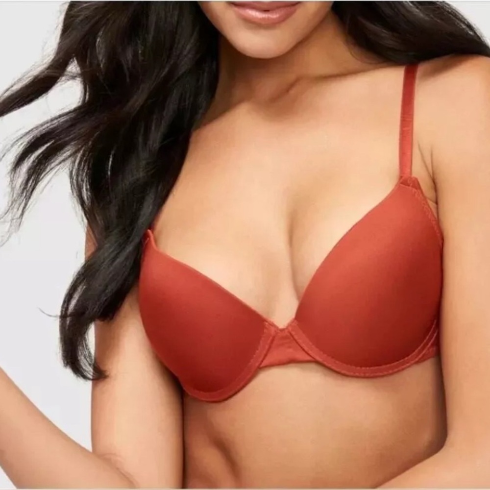 Frederick’s of Hollywood Bra